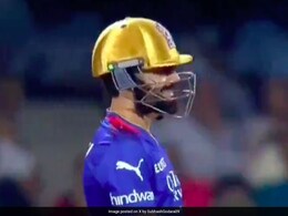 "<i>Senti Kyun Ho Raha Hai</i>?": Virat Kohli's Epic On-Field Banter With Shikhar Dhawan. Watch