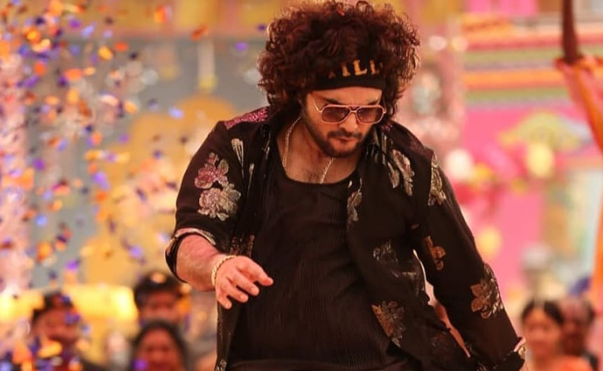 South Film: साउथ की फिल्म टिल्लू स्क्वायर का ट्रेलर हुआ आउट, जानें कब हो रही है सिनेमाघरों में रिलीज