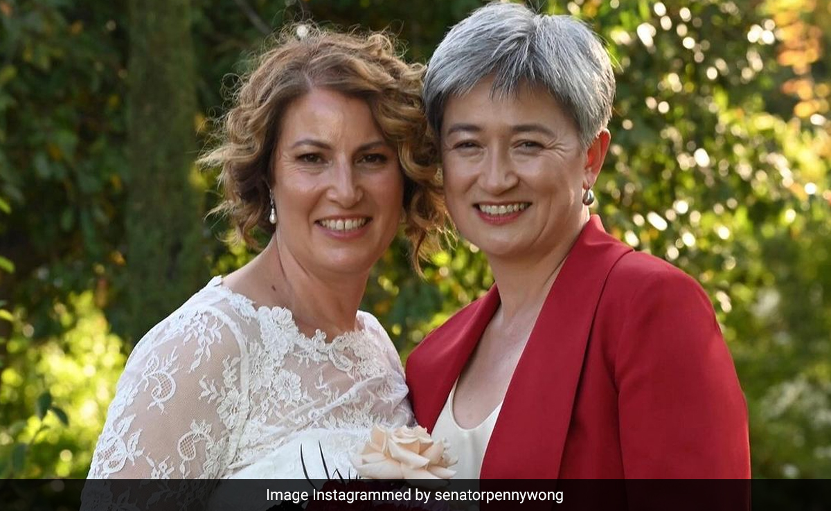 Australia Foreign Minister Penny Wong Marries Longtime Partner, Shares Pic
