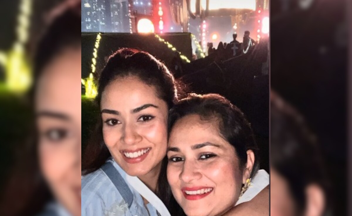 Watch: Mira Rajput Enjoying Ed Sheeran Concert With Sister And Daughter Misha