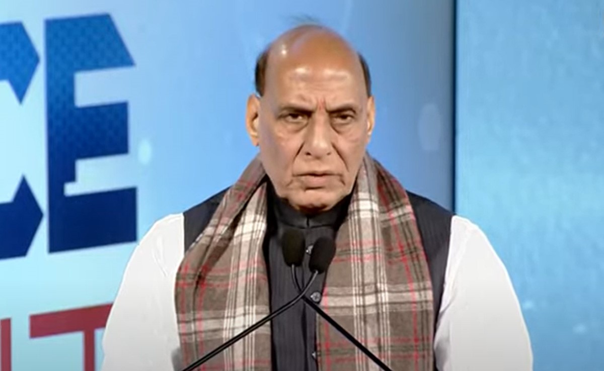 "भारतीयता पर फोकस के कारण मजबूत हुई हमारी रक्षा व्यवस्था": NDTV डिफेंस समिट में राजनाथ सिंह