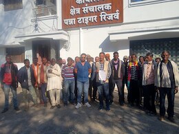 पन्ना टाइगर रिजर्व से विस्थापित हुए लोगों की नहीं सुनी जा रही गुहार! 20 साल से जमीन के लिए भटक रहे हैं आदिवासी पन्ना टाइगर रिजर्व से विस्थापित हुए लोगों की नहीं सुनी जा रही गुहार! 20 साल से जमीन के लिए भटक रहे हैं आदिवासी