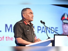 "दुनिया राजनीतिक उद्देश्यों के लिए संघर्ष की ओर लौटती दिख रही...": NDTV डिफेंस समिट में बोले सेना प्रमुख मनोज पांडे "दुनिया राजनीतिक उद्देश्यों के लिए संघर्ष की ओर लौटती दिख रही...": NDTV डिफेंस समिट में बोले सेना प्रमुख मनोज पांडे