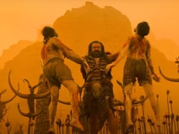 फैंस के सिर चढ़ा सूर्या का जटाधारी अवतार और बॉबी देओल का खूंखार अंदाज, दो हफ्ते में इतने मिलियन पार पहुंचा कंगुवा का टीजर फैंस के सिर चढ़ा सूर्या का जटाधारी अवतार और बॉबी देओल का खूंखार अंदाज, दो हफ्ते में इतने मिलियन पार पहुंचा कंगुवा का टीजर