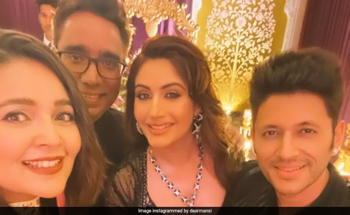 <i>Ishqbaaz</i> Star Surbhi Chandna, Karan Sharma's Sufi Night Was All About Love, Laughter And Dance