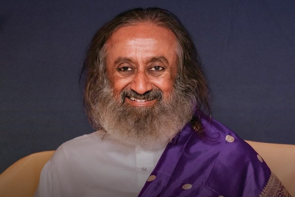 श्री श्री रविशंकर ने बताया जीवन के लक्ष्य को पाने के लिए कैसे चुने सही गुरु