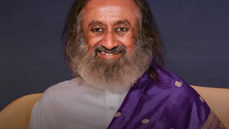 श्री श्री रविशंकर ने बताया जीवन के लक्ष्य को पाने के लिए कैसे चुने सही गुरु