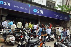 आज की बड़ी सुर्खियां 12 मार्च 2024: Electoral Bond Case में आज शाम तक SBI को सौंपना होगा सारा ब्योरा आज की बड़ी सुर्खियां 12 मार्च 2024: Electoral Bond Case में आज शाम तक SBI को सौंपना होगा सारा ब्योरा