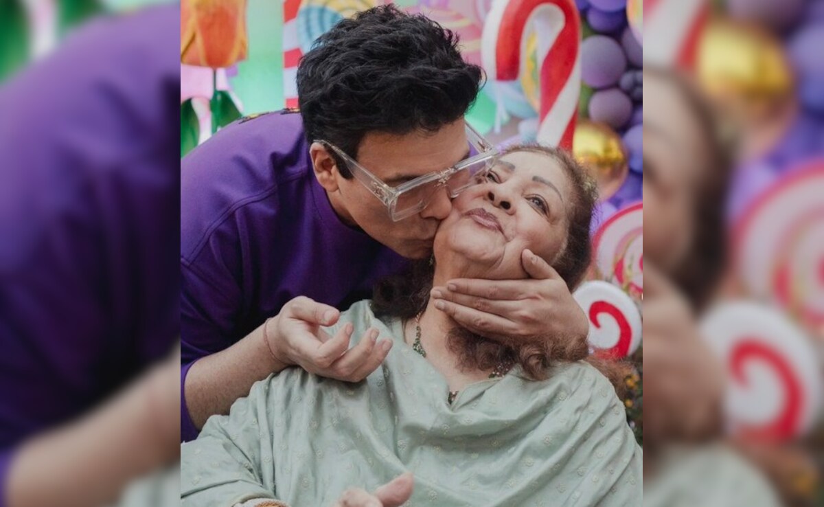 Karan Johar's Birthday Note For Mom Hiroo Johar Came Gift-Wrapped Like This