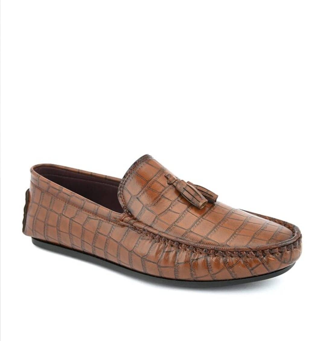 Best Deals On Mens Loafers From Myntra