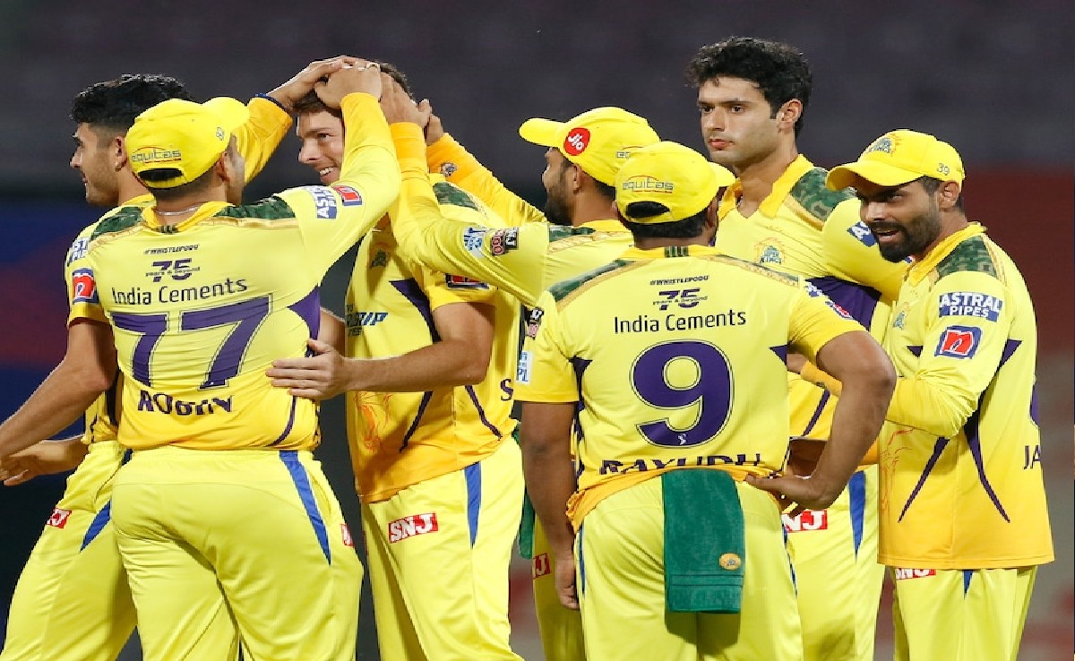 धोनी-जडेजा नाही तर 'ही'  जोडी ठरणार CSK साठी वरदान, मुंबईलाही टाकणार मागं