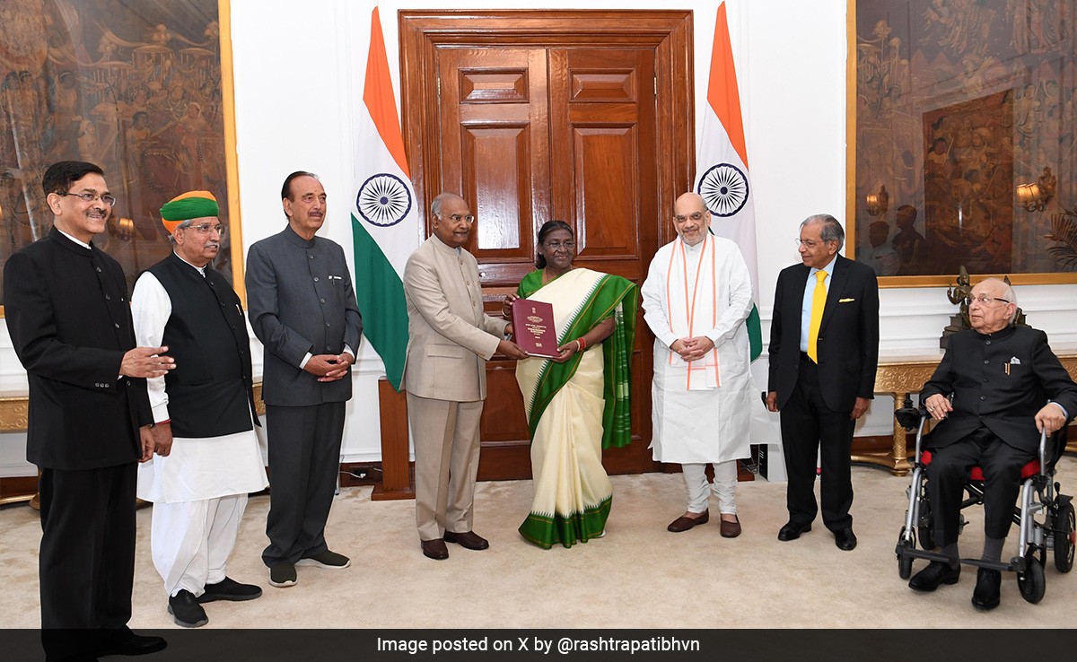 एक देश एक चुनाव : हाई कोर्ट के तीन पूर्व मुख्य न्यायाधीशों ने एक साथ चुनाव का विरोध किया