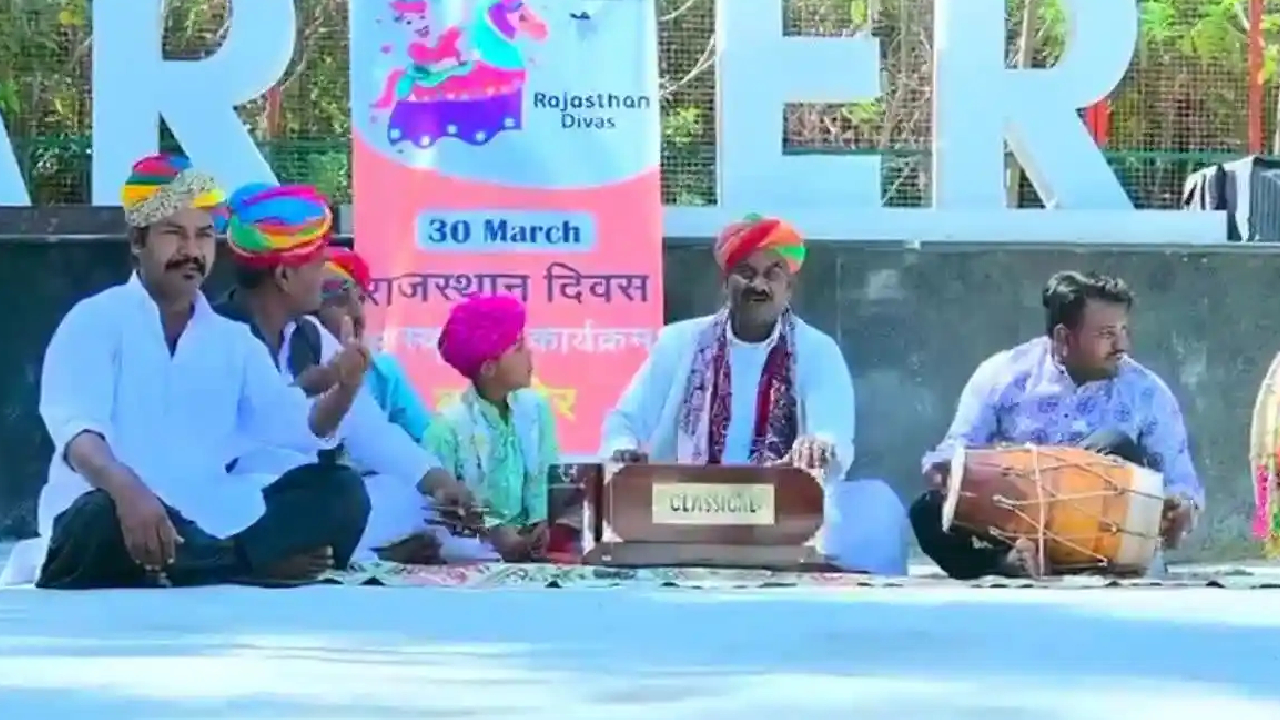 कलाकारों को रविंद्र भाटी के लिए गाना पड़ा महंगा