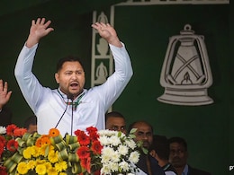 VIDEO : 'इधर चला मैं उधर चला...' - जब तेजस्‍वी ने गाना गाकर 'चाचा' नीतीश पर कसा तंज