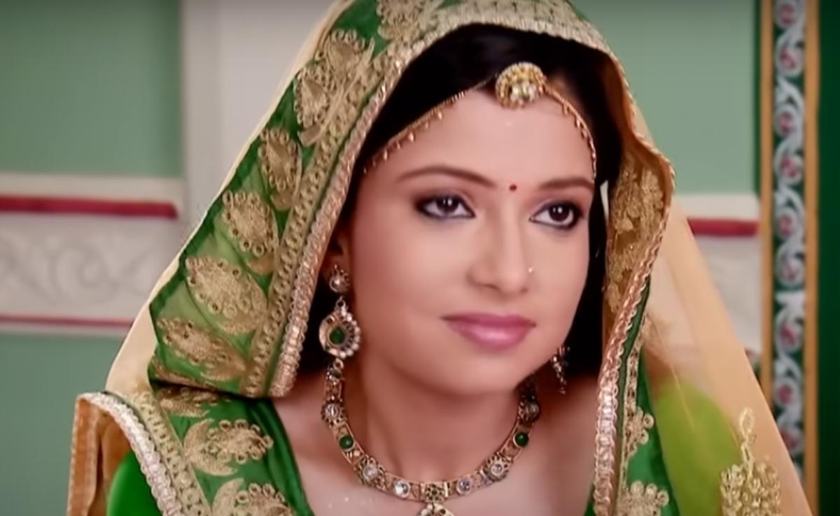 शादी करने जा रही हैं 'दीया और बाती हम' की 'एमिली राठी', 13 साल में पूजा सिंह का बदला लुक देख संध्या बींदणी भी रह जाएंगी हैरान