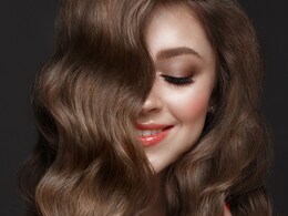 Hair Care: इस विटामिन की कमी से होती है बालों से जुड़ी समस्या, यहां  जानें कैसे करें इसकी कमी को दूर Hair Care: इस विटामिन की कमी से होती है बालों से जुड़ी समस्या, यहां  जानें कैसे करें इसकी कमी को दूर