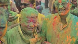 Jodhpur: रंगों में डूबे नजर आए गजेंद्र सिंह शेखावत, कार्यकर्ताओं संग खेली जमकर होली