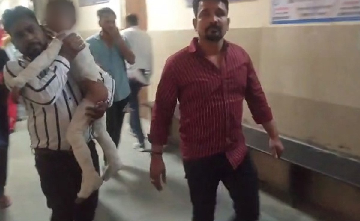 राजस्थान के कोटा में शिव बारात के दौरान करंट लगने से 14 बच्चे झुलसे