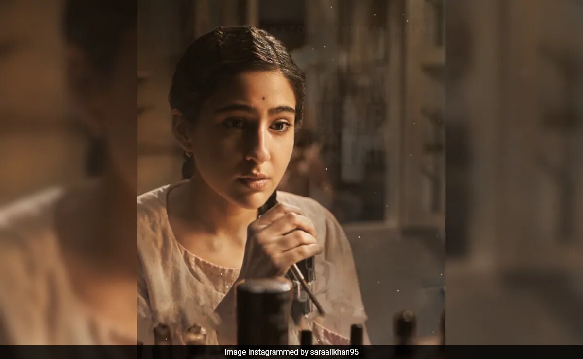 'ऐ वतन मेरे वतन' फिल्म या मजाक, जानें कैसी है सारा अली खान की मूवी, पढ़ें रिव्यू