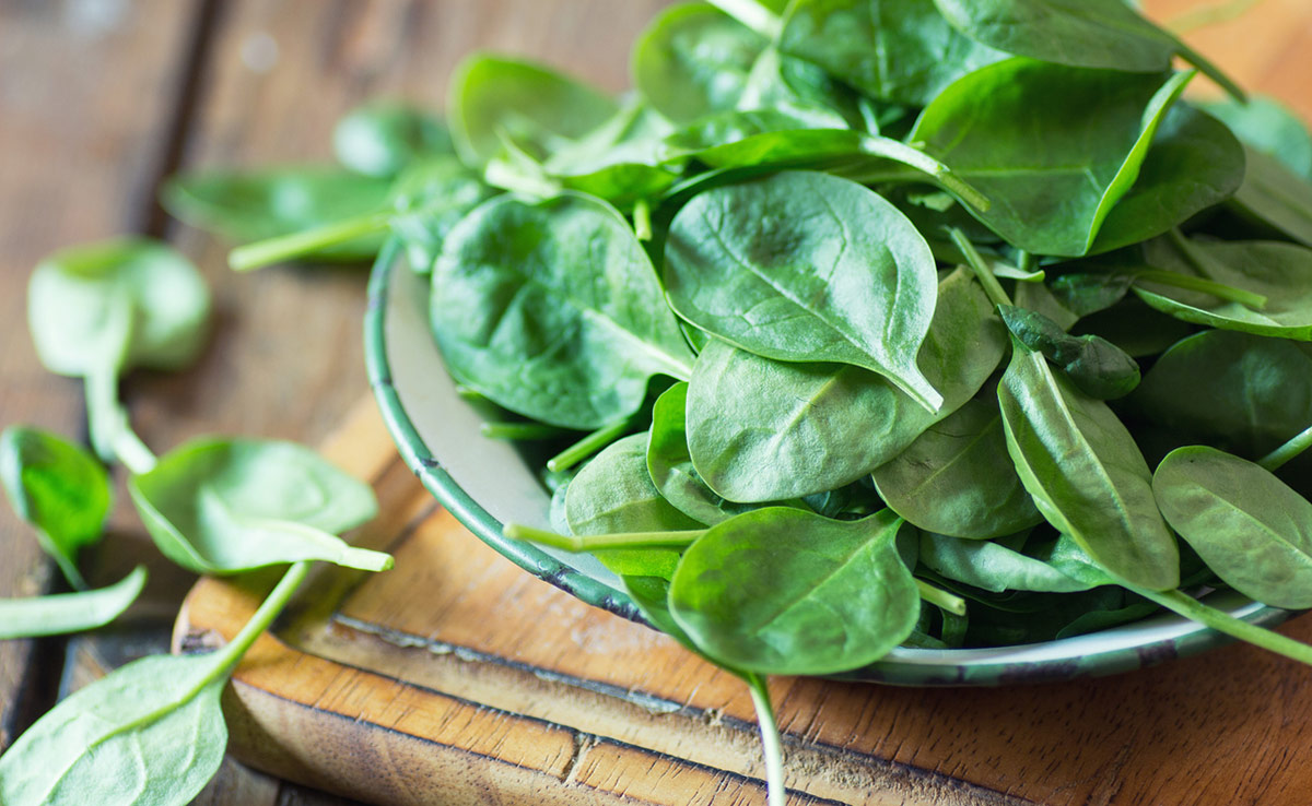 Spinach is one of the high-oxalate foods that you must avoid to prevent kidney stone