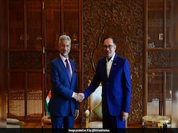 S Jaishankar Discusses Cooperation In Technology, Defence With Malaysian PM S Jaishankar Discusses Cooperation In Technology, Defence With Malaysian PM