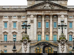 Buckingham Palace Maid Arrested After Drunken Brawl At Christmas Party Buckingham Palace Maid Arrested After Drunken Brawl At Christmas Party