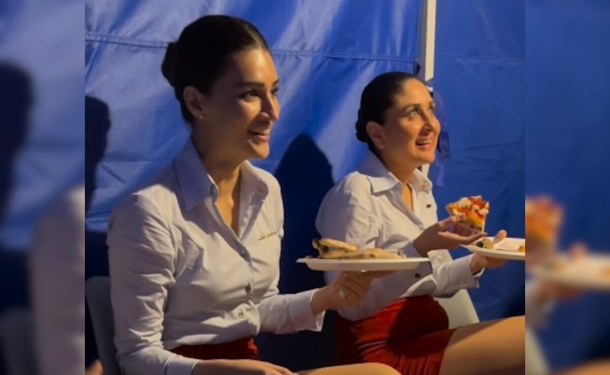 Kareena Kapoor And Kriti Sanon Spotted At A "Pizza Party" On The Sets Of <I>Crew</I>