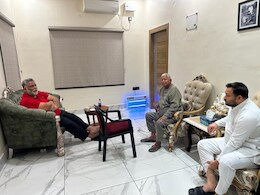 लालू यादव से मिले पप्पू यादव, मधेपुरा से फिर लड़ सकते हैं लोकसभा चुनाव लालू यादव से मिले पप्पू यादव, मधेपुरा से फिर लड़ सकते हैं लोकसभा चुनाव