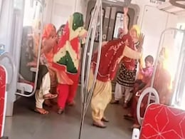 मेट्रो के बाद अब रैपिड रेल का वीडियो हुआ वायरल, देसी गाने पर महिलाओं की टोली ने किया जबरदस्त डांस मेट्रो के बाद अब रैपिड रेल का वीडियो हुआ वायरल, देसी गाने पर महिलाओं की टोली ने किया जबरदस्त डांस