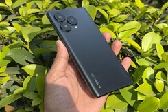 Lava Blaze Curve : Review | Best Under Rs.20,000 ? Lava Blaze Curve : Review | Best Under Rs.20,000 ?