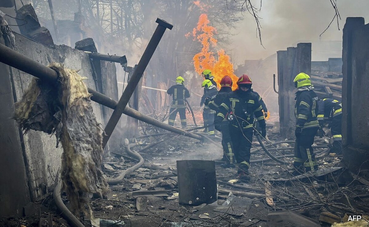 Russian Drone, Missile Attacks Kill 6 People Across Ukraine