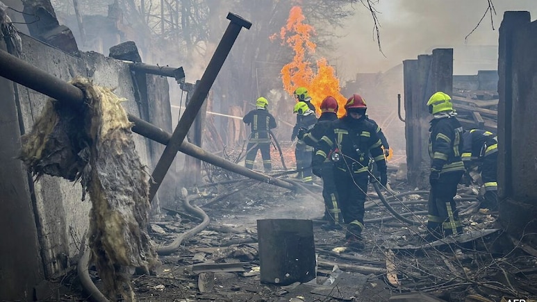 Russian Drone, Missile Attacks Kill 6 People Across Ukraine Russian Drone, Missile Attacks Kill 6 People Across Ukraine