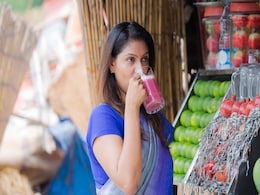 फूलों सी खिल जाएगी त्वचा इन 4 जूस को पीकर, चेहरे पर ब्लश लगाने की भी नहीं पड़ेगी जरूरत  फूलों सी खिल जाएगी त्वचा इन 4 जूस को पीकर, चेहरे पर ब्लश लगाने की भी नहीं पड़ेगी जरूरत