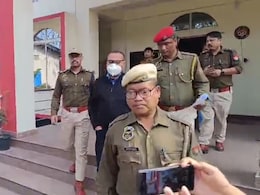 असम : जेल में अमृतपाल सिंह की सेल में मिले गैजेट, जेलर के खिलाफ UAPA के तहत कार्रवाई असम : जेल में अमृतपाल सिंह की सेल में मिले गैजेट, जेलर के खिलाफ UAPA के तहत कार्रवाई