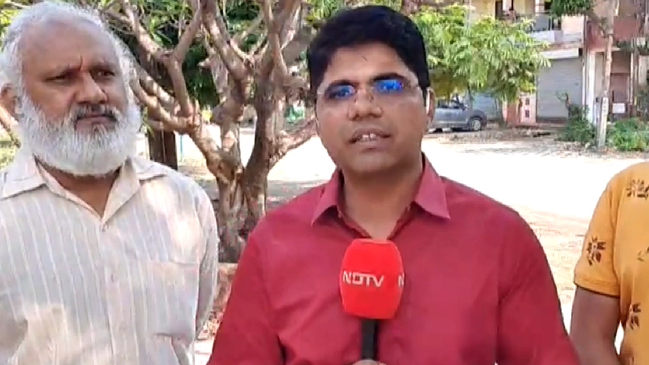 Chhatisgarh Farmers: मंडियों में सड़ रहे धान पर एक्शन, NDTV की खबर की असर