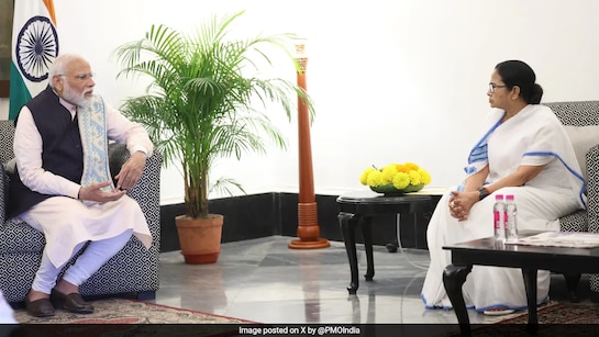 Bengal, Centre Arrive At Security 