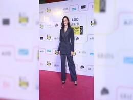 The Inspiration Behind Ananya Panday's Oversized Pantsuit Look Is... The Inspiration Behind Ananya Panday's Oversized Pantsuit Look Is...