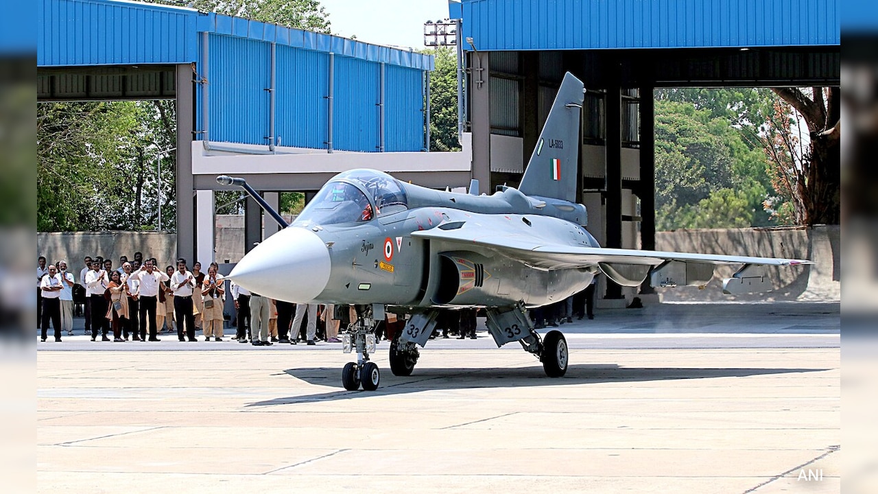तेजस MK1A की डिलीवरी में फिर देरी, रक्षा मंत्रालय ने HAL को लगाई फटकार