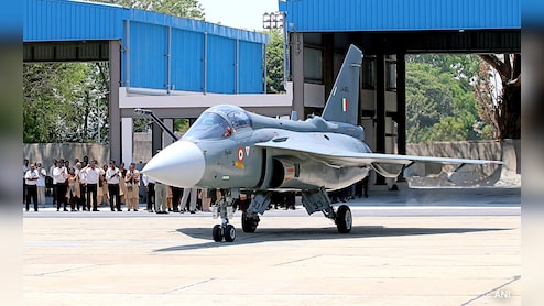 तेजस MK1A की डिलीवरी में फिर देरी, रक्षा मंत्रालय ने HAL को लगाई फटकार