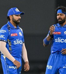 Time For Rohit To Stand Up For Captain Hardik, Bring End To Crowd Boos