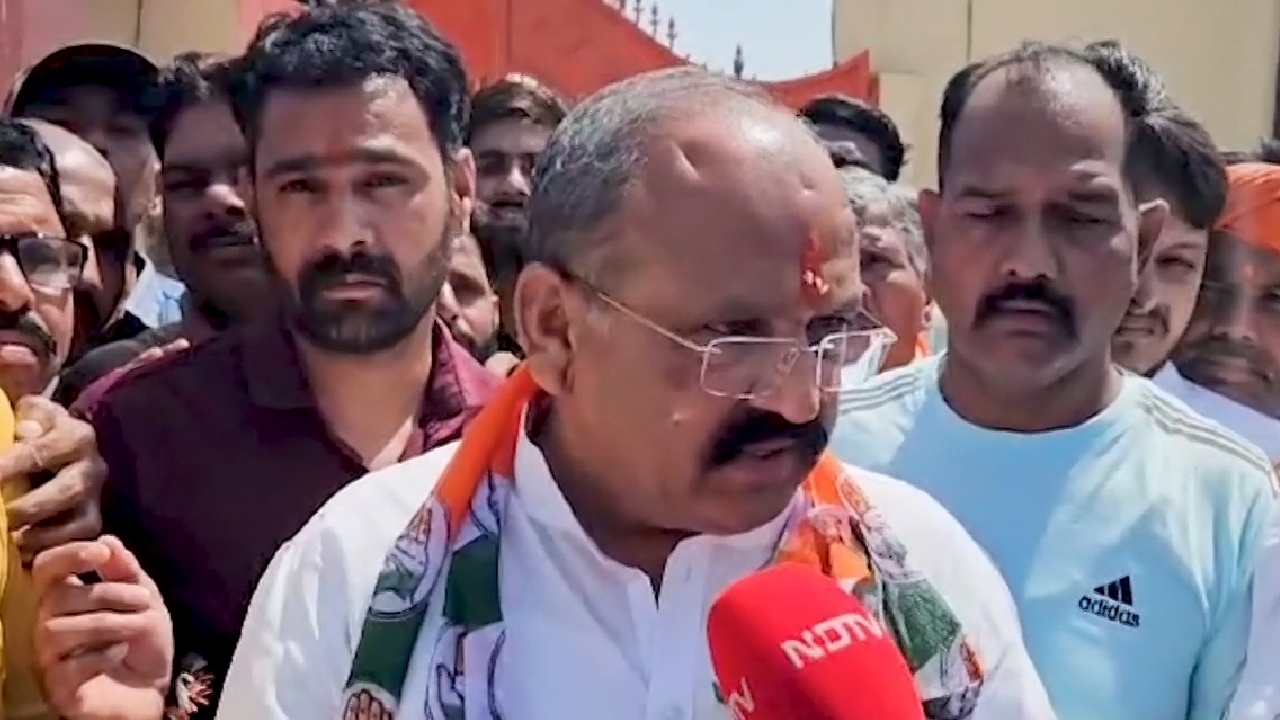 मेरी उम्मीदवारी से तूफान आ गया, अहंकार का अंत होगा: प्रह्लाद गुंजल