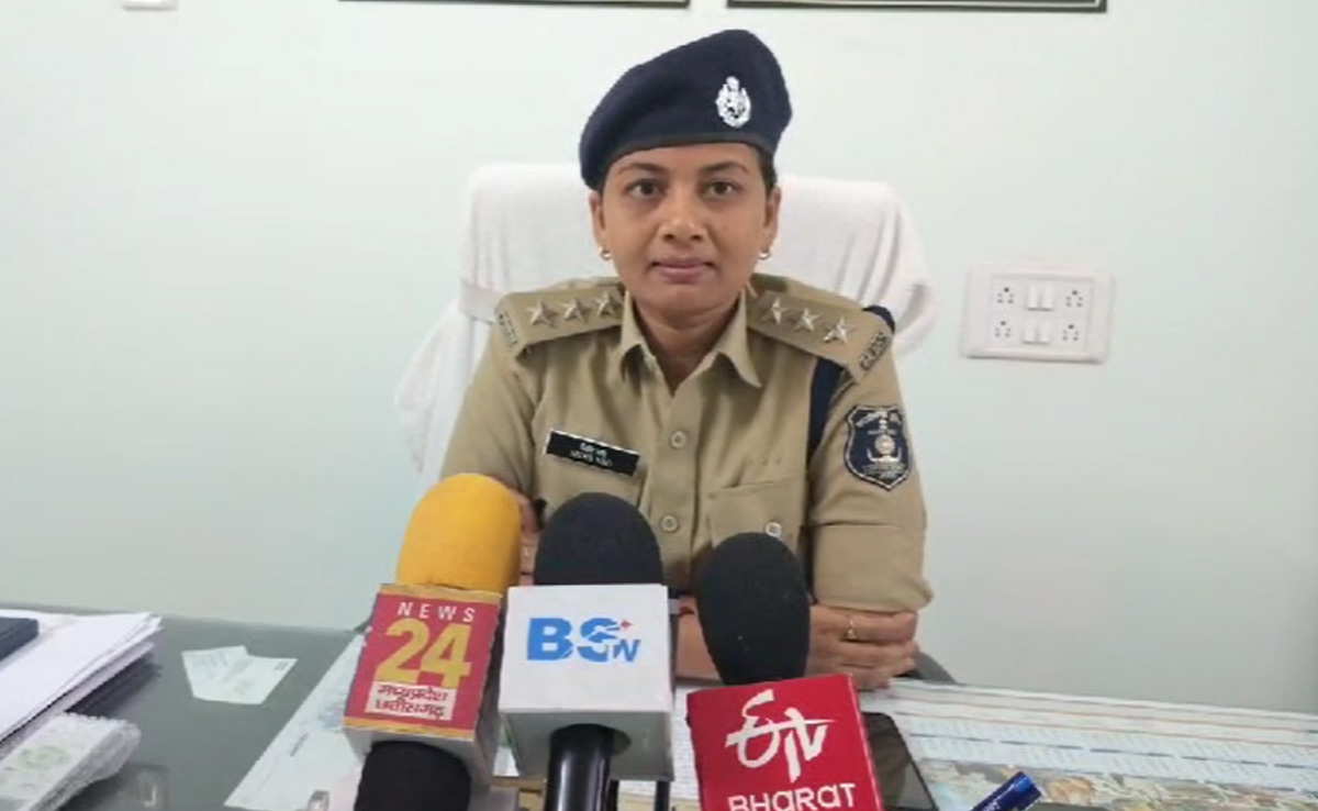 Baloda Bazar सेक्स स्कैंडल मामले में पुलिस ने दर्ज की FIR, पूर्व विधायक प्रतिनिधि समेत कई नामी लोगों का नाम शामिल