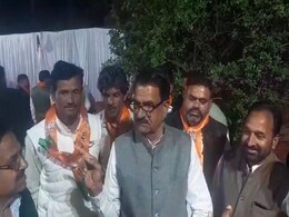 Lok Sabha Election: चुनाव से पहले कांग्रेस को लगा बड़ा झटका, 54 नेताओं ने थामा भाजपा का दामन Lok Sabha Election: चुनाव से पहले कांग्रेस को लगा बड़ा झटका, 54 नेताओं ने थामा भाजपा का दामन