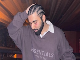 ना एक्टर ना डायरेक्टर, फिर भी शादियों में मोटी रकम देकर बुलाया जाता है इस शख्स को, स्टार किड्स भी इसके आगे भरते हैं पानी ना एक्टर ना डायरेक्टर, फिर भी शादियों में मोटी रकम देकर बुलाया जाता है इस शख्स को, स्टार किड्स भी इसके आगे भरते हैं पानी