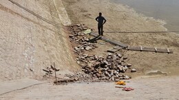पानी डालते ही बैठ गया 1.25 करोड़ की लागत से बना वॉटर स्टोरेज टैंक, विधायक बोले, 'लूट के परिणाम आ रहे सामने'