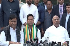 राहुल कस्वां के बाद और कौन-कौन? कांग्रेस को किसका इंतजार राहुल कस्वां के बाद और कौन-कौन? कांग्रेस को किसका इंतजार