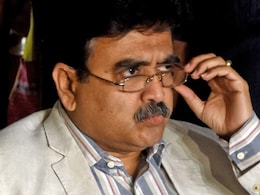 कोर्ट से लेकर वोट तक... अभिजीत गंगोपाध्याय और उनसे जुड़े विवाद