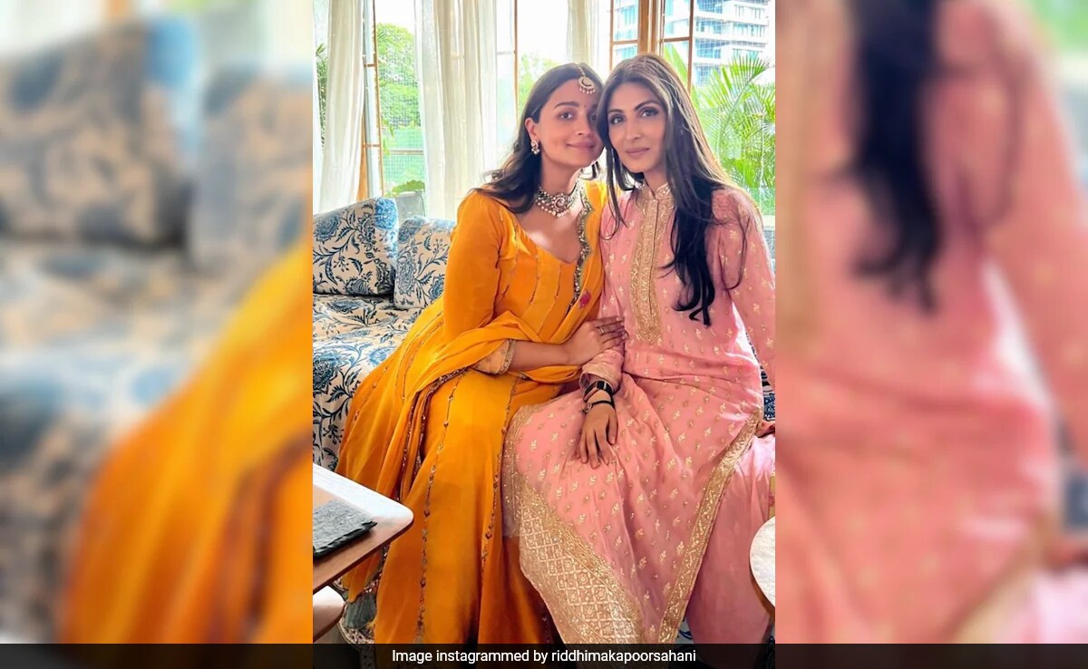 To Alia Bhatt, A Birthday Wish From Sister-In-Law Riddhima: "Aalooooo"