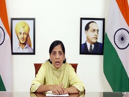 केजरीवाल की तबीयत ठीक नहीं, उन्हें बहुत परेशान किया जा रहा : दिल्ली CM की पत्नी केजरीवाल की तबीयत ठीक नहीं, उन्हें बहुत परेशान किया जा रहा : दिल्ली CM की पत्नी