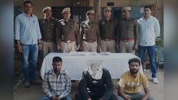 बिजनेसमैन की आंखों में मिर्ची डाल 33 लाख रुपए लूटने वाले गिरफ्तार, 10 लाख रुपए बरामद